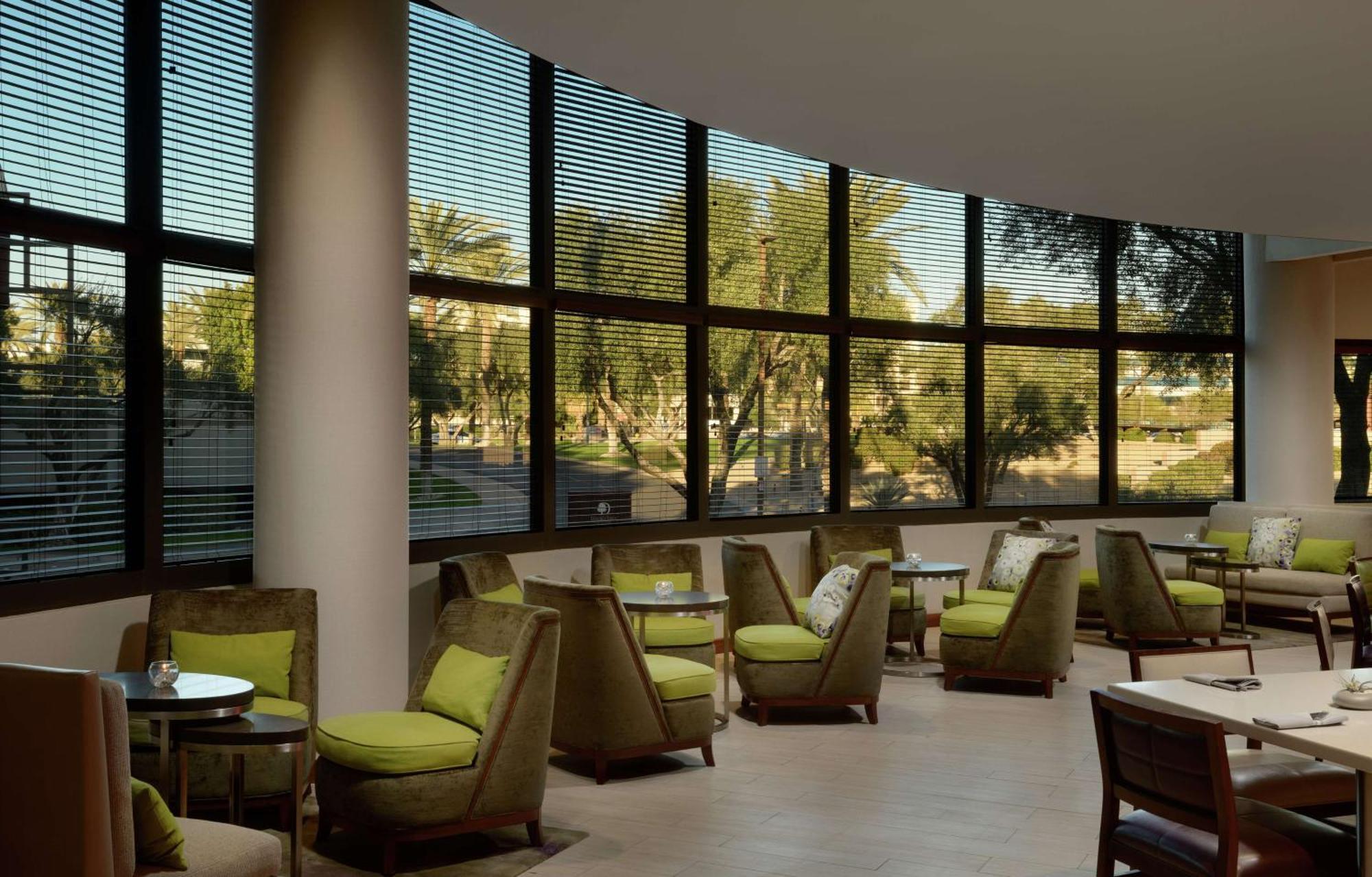 Doubletree Suites By Hilton Phoenix Exterior foto